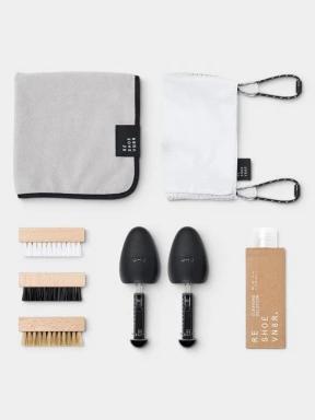 ON Shoe care set Signature Shoe Laundry Cleaning Kit tisztítószer barna színben 3