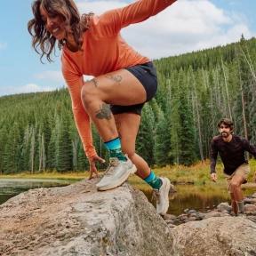Smartwool Women’s Hike Targeted Cushion Mountain L női túrazokni multikolor színben 3