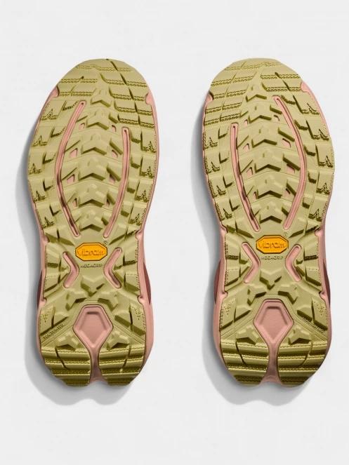 Hoka Kaha 3 GTX női túrabakancs piros színben 9