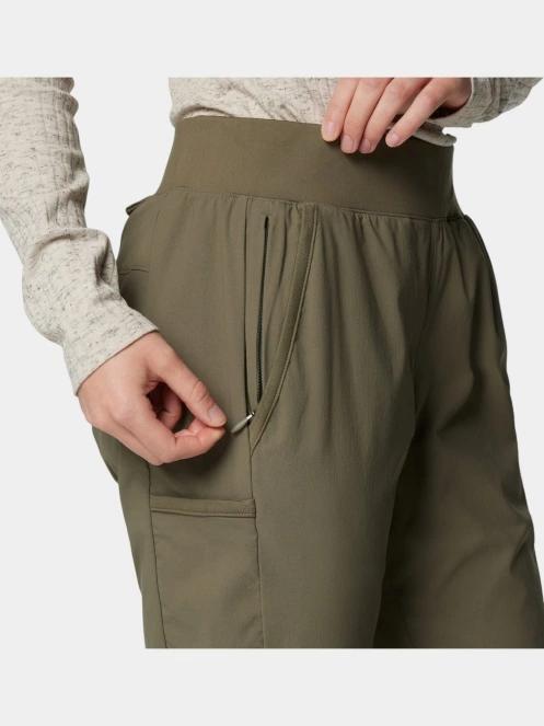 Columbia Leslie Falls Pull-On Pant női túranadrág zöld színben 8
