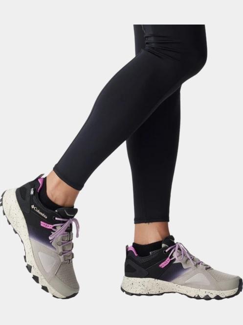 Columbia Peakfreak Hera Outdry női túracipő homok színben 9