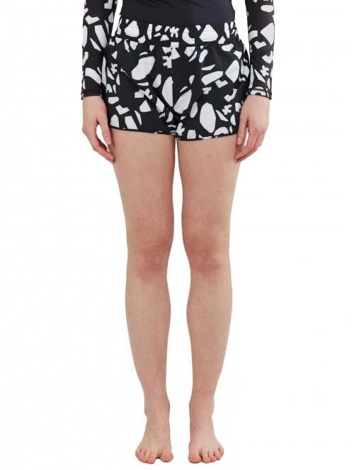 Fundango Elderberry Boardshort női beach short fekete színben 2
