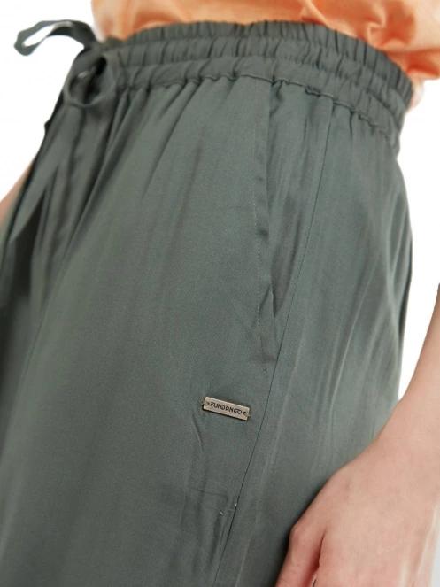 Fundango Poppy Pants női hosszú nadrág oliva színben 8