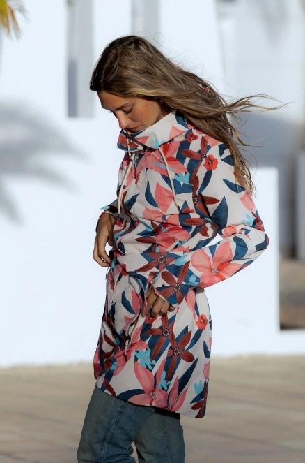 Fundango Regina III Waterproof Trench Jacket női esőkabát homok színben 12