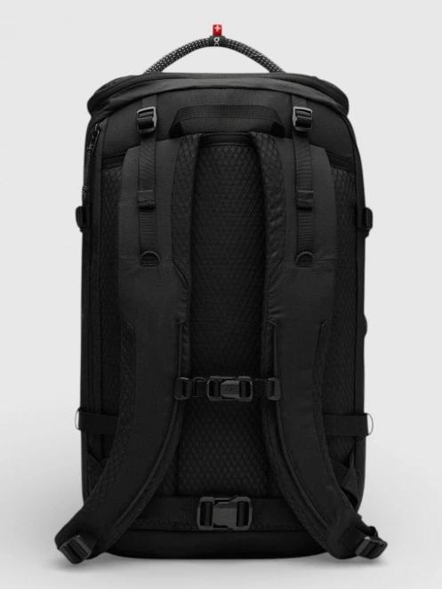 ON Speed Pack 30L férfi hátizsák fekete színben 3