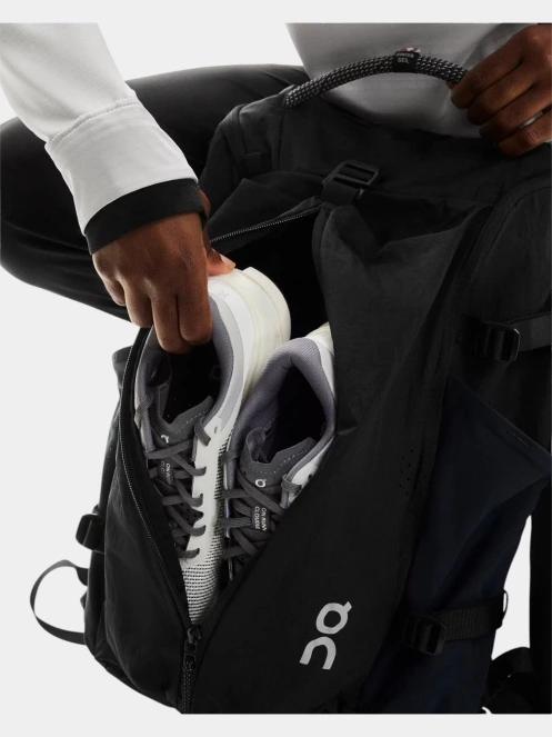 ON Speed Pack 30L férfi hátizsák fekete színben 5