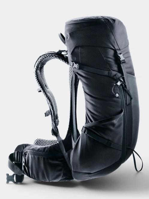 Deuter Futura 26 túrahátizsák fekete színben 4