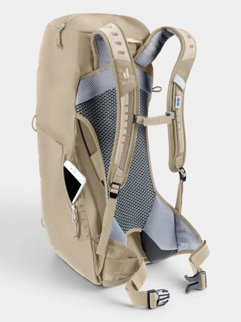 Deuter AC Lite 16 túrahátizsák homok színben 10
