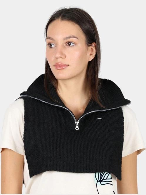 Luhta Luhta Naaranoja női csősál fekete színben 2