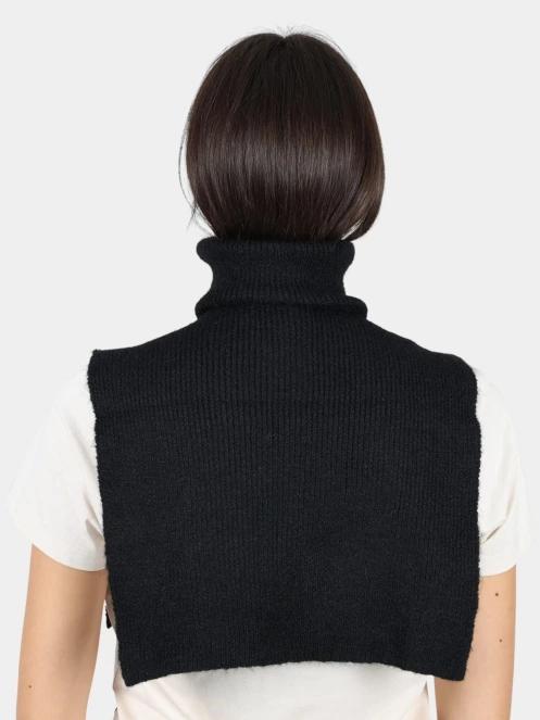 Luhta Luhta Naaranoja női csősál fekete színben 4