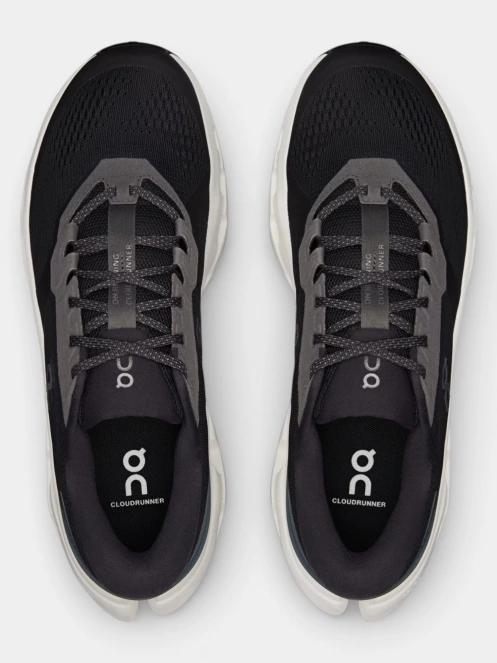 ON Cloudrunner 3 férfi aszfalt futócipő fekete színben 6