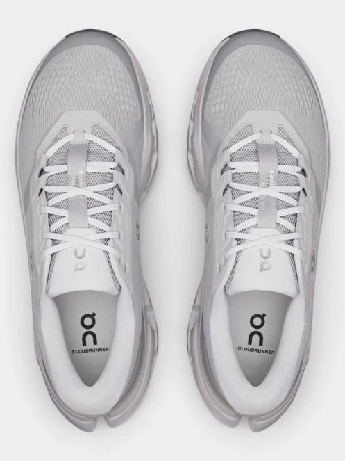 ON Cloudrunner 3 férfi aszfalt futócipő szürke színben 6