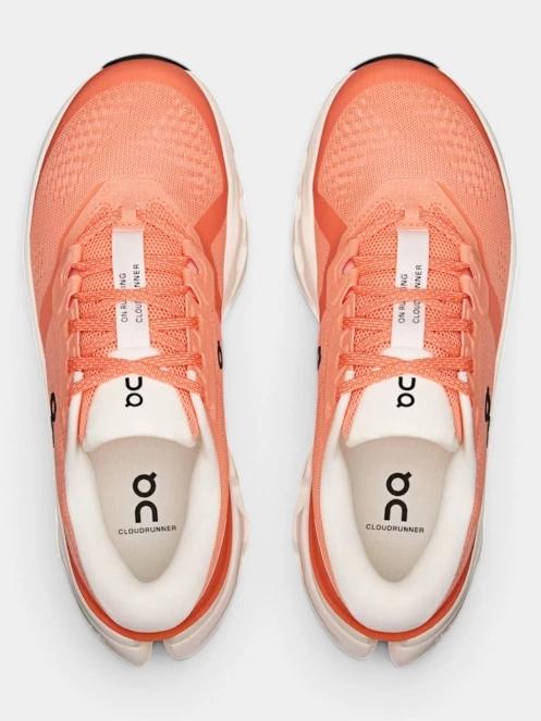 ON Cloudrunner 3 női aszfalt futócipő narancssárga színben 6
