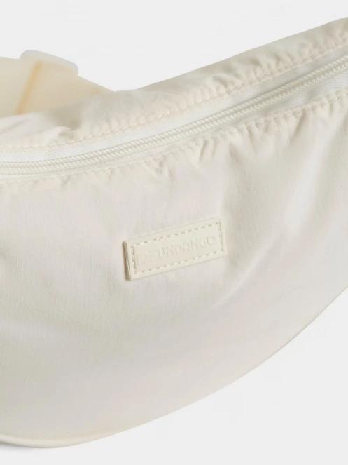 Fundango Alix Multi Purpose Active Bag válltáska fehér színben 4