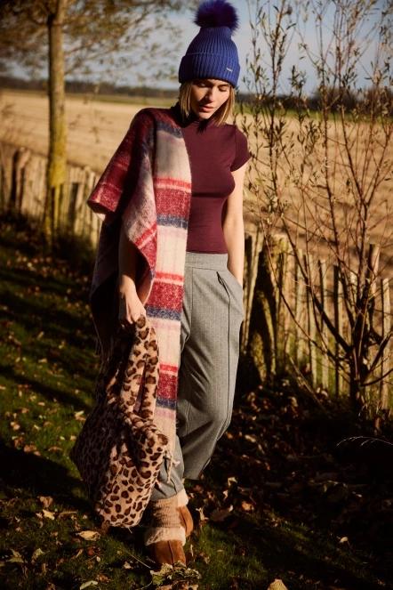 Barts Loriant Scarf női sál bordó színben 5