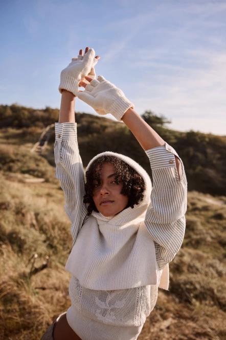 Barts Darty Hood női balaklava homok színben 6