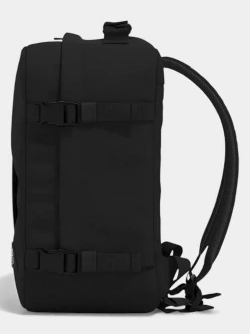 Cabin Zero Classic 28L hátizsák fekete színben 6