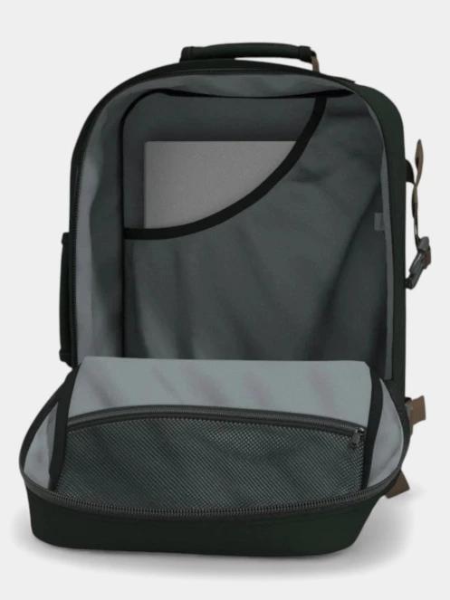 Cabin Zero Classic 36L hátizsák sötétzöld színben 8