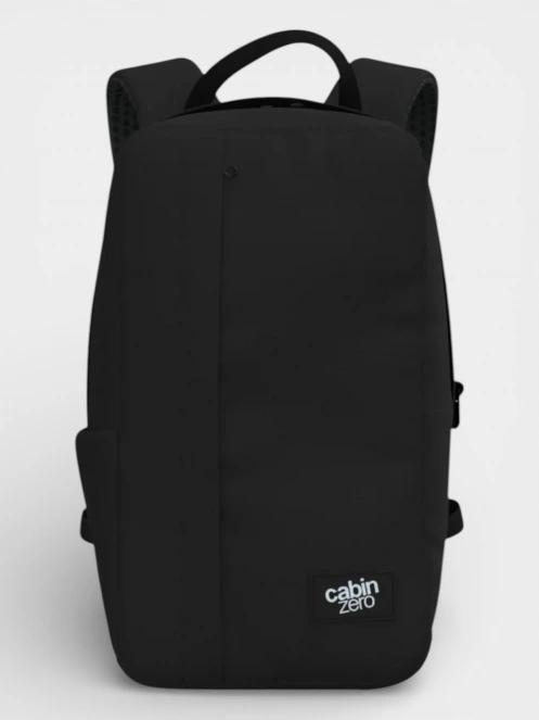 Cabin Zero Classic Flight 12L hátizsák fekete színben 2