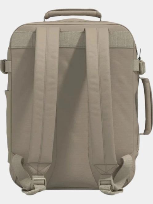 Cabin Zero Classic Tech 28L hátizsák homok színben 5