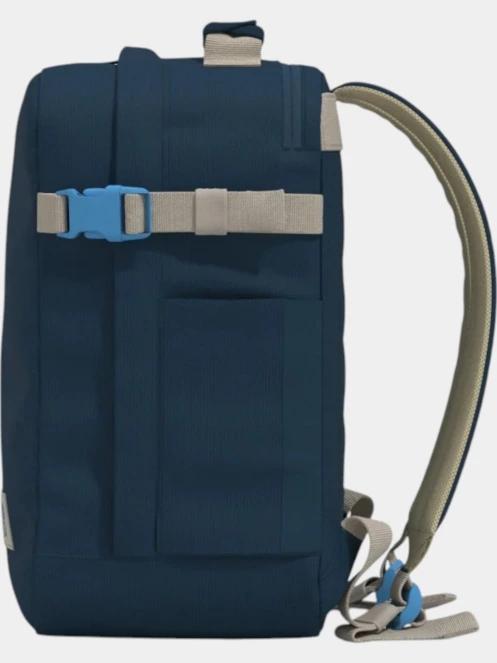 Cabin Zero Classic Tech 28L hátizsák sötétkék színben 4