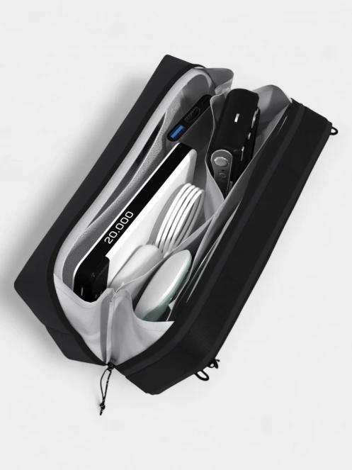 Cabin Zero Tech Pouch kistáska fekete színben 4
