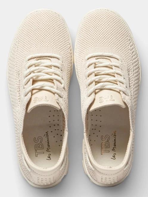 TBS Jazaria női rövid szárú cipő homok színben 4