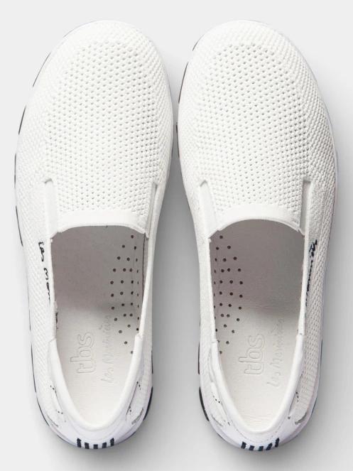 TBS Joessan női slip-on cipő fehér színben 4