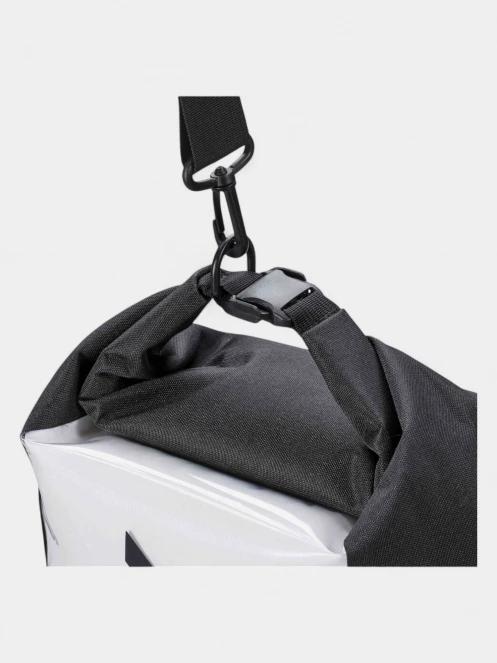 Musto 20L Dry Tube 2.0 vizes zsák fekete színben 4