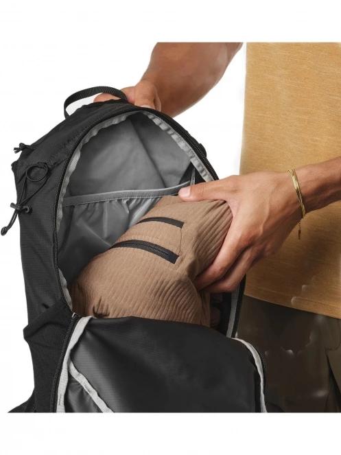 Salomon Trailblazer 30 hátizsák fekete színben 6