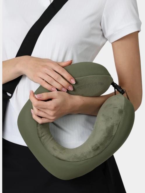 Cabin Zero Travel Pillow nyakpárna oliva színben 8