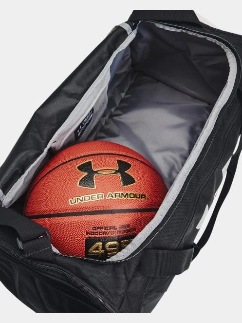 Under Armour UA Undeniable 5.0 Duffle SM sporttáska fekete színben 5