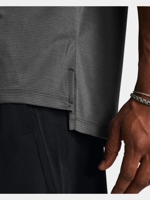 Under Armour UA Launch Shortsleeve férfi rövid ujjú sport póló szürke színben 4