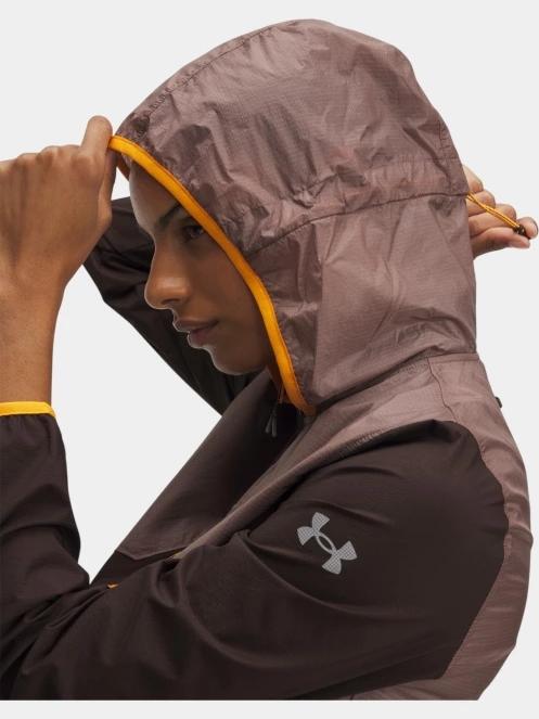 Under Armour UA Trail Run Jacket női futódzseki barna színben 5