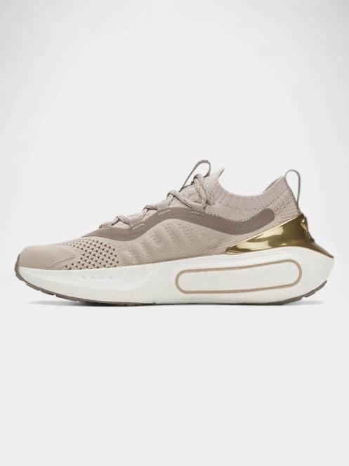 Under Armour UA W Phantom 4 Chrome női futócipő homok színben 3